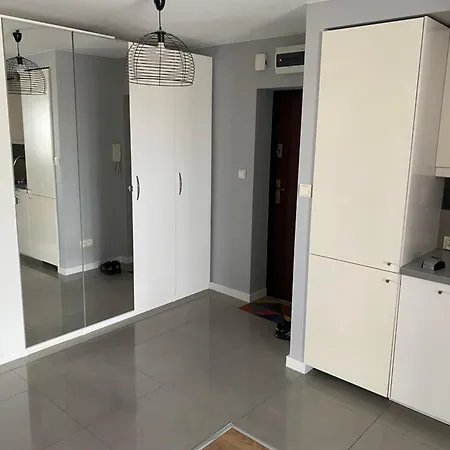 Found Space Metro Pole Mokotowskie 5 Min From Centrum Apartmán