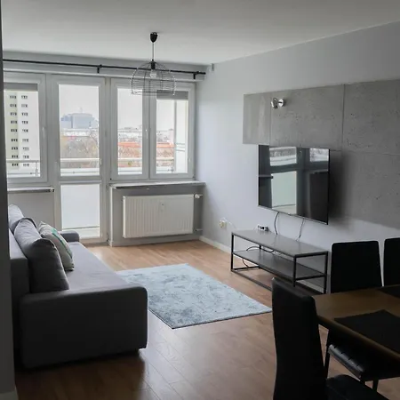 Апартаменты Found Space Metro Pole Mokotowskie 5 Min From Centrum