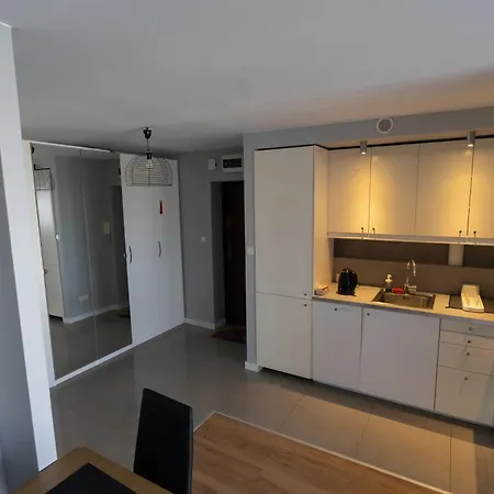 Found Space Metro Pole Mokotowskie 5 Min From Centrum * Warsaw