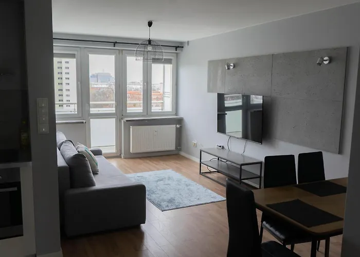 Апартаменты Found Space Metro Pole Mokotowskie 5 Min From Centrum