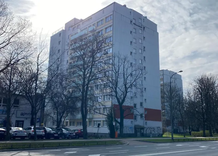 Found Space Metro Pole Mokotowskie 5 Min From Centrum Varsavia